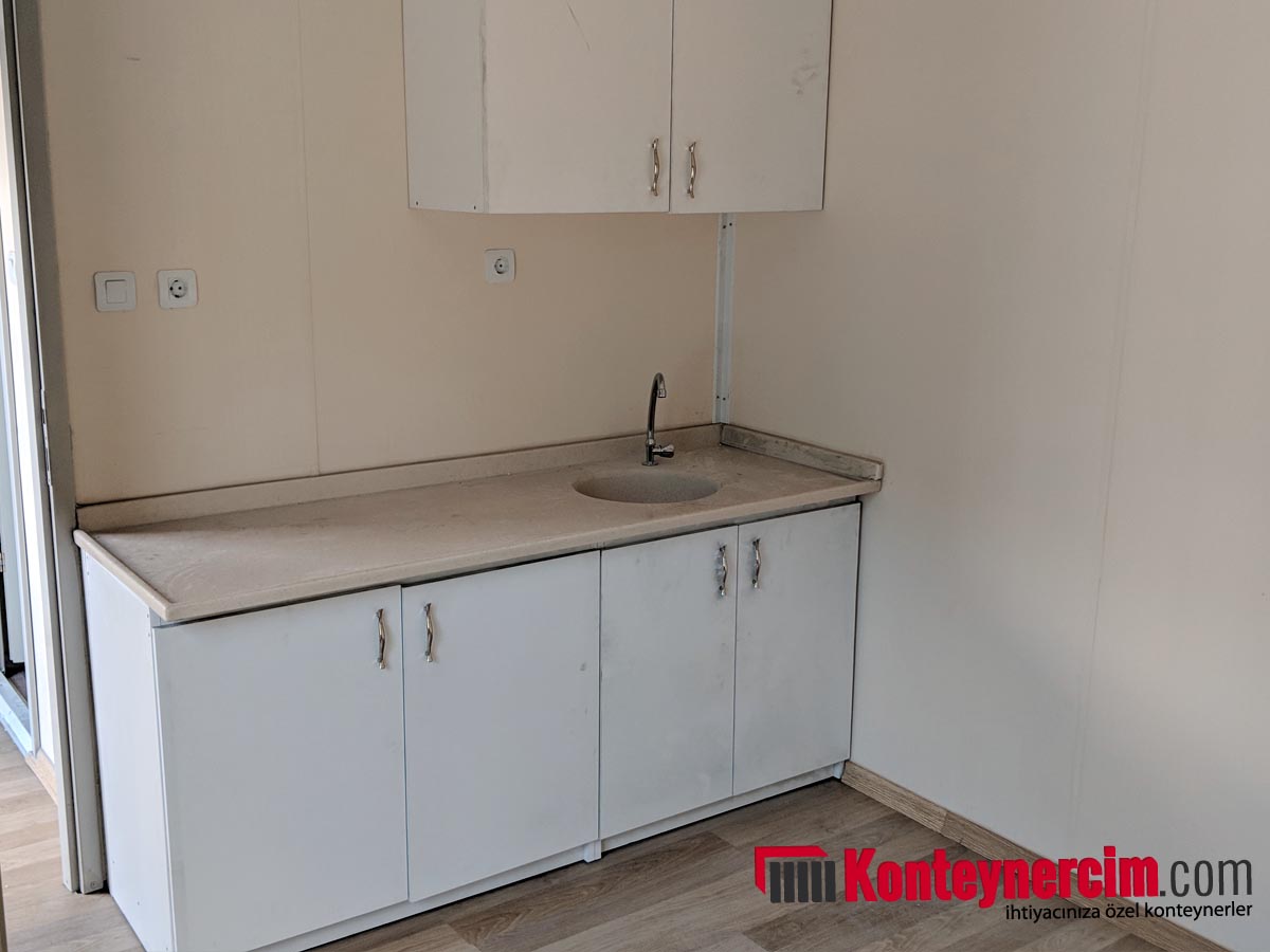 3x8m Betopan Kaplamalı, Çatılı Konteyner Ev EV125 Konteynercim