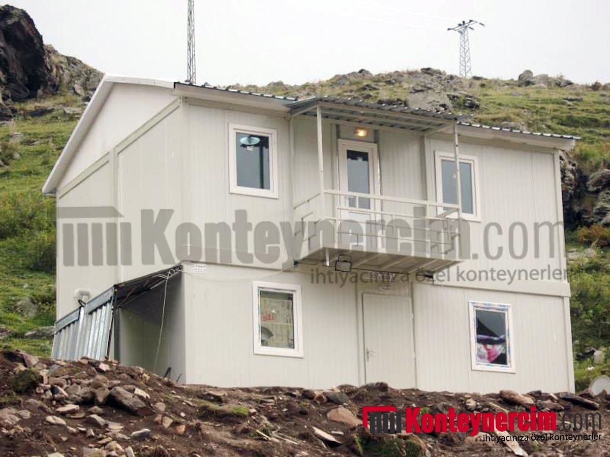 84 m2 Birleşimli, İki Katlı, Çatılı, Balkonlu Sandviç Panel Konteyner Ev - EV146
