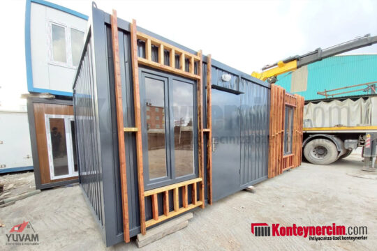 3x7m İçi ve Dışı Ahşap Kaplamalı Konteyner Ev, 2 Odalı WC, Duş ve Mutfaklı - OFS181