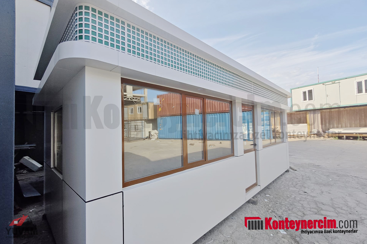 3x7m Lüks Dekoratif Parapet Çatılı Kompozit Ofis Konteyneri - KOM140 - Görsel 3